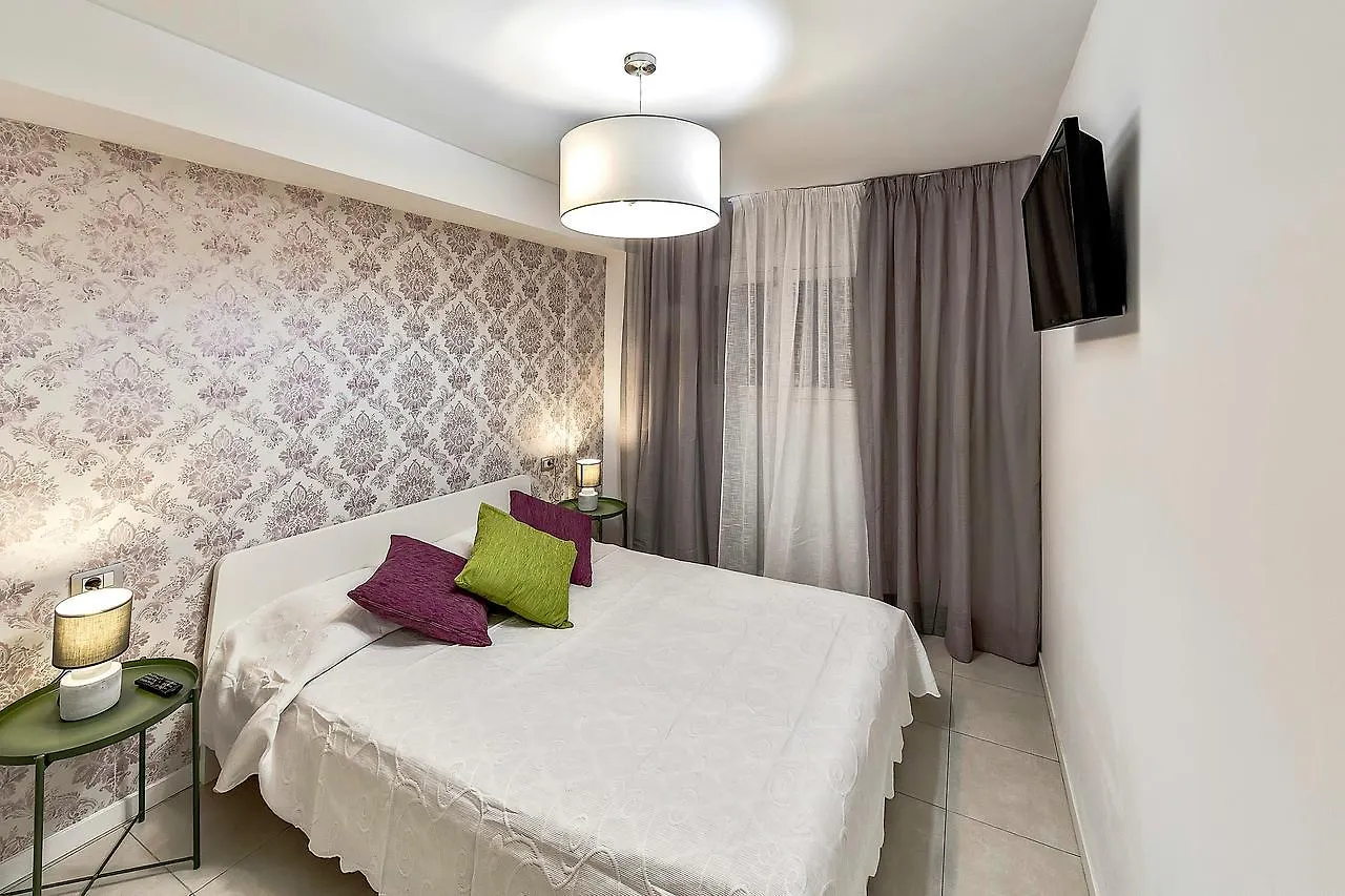 Parque Royal 1 Studios & Apartments Costa Adeje  Spain