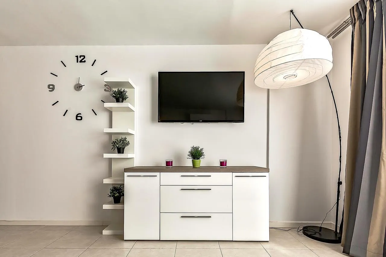 Parque Royal 1 Studios & Apartments Costa Adeje  0*,  İspanya