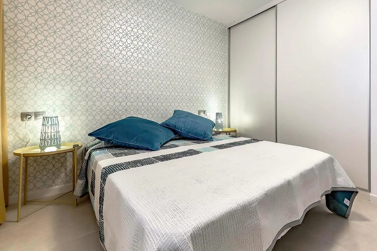 Parque Royal 1 Studios & Apartments Costa Adeje  0*,  İspanya